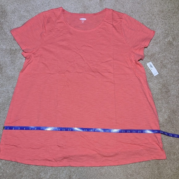 Old Navy Relaxed Fit Maternity Top / Old Navy Tee - Picture 10 of 10